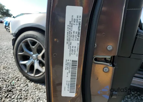 2014 Dodge Charger R/T z USA, uszkodzony, nr VIN 2C3CDXDT8EH122952